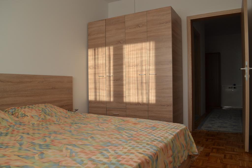 Apartment Gashi Pristina Kültér fotó